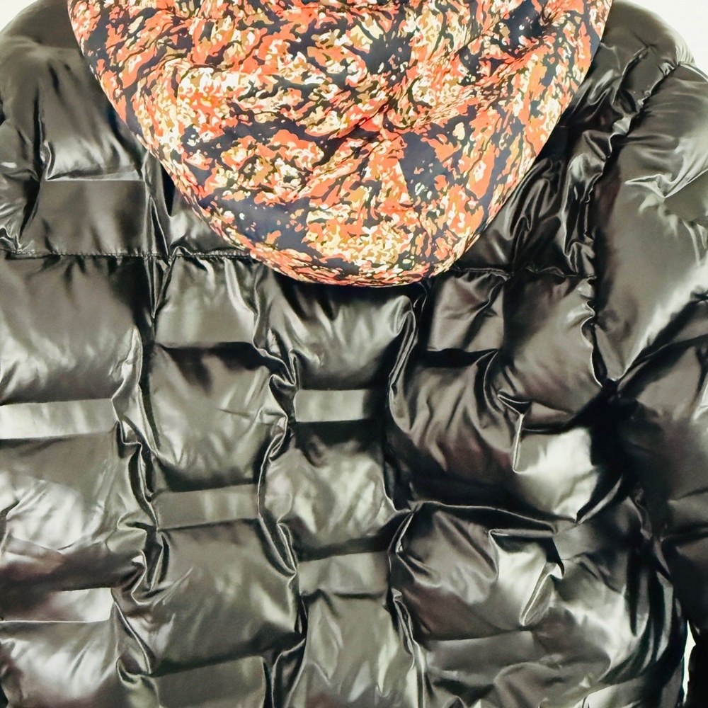 Ellesse Reversible Puffer Jacket – Black & Floral – Size M - Picture 10 of 11